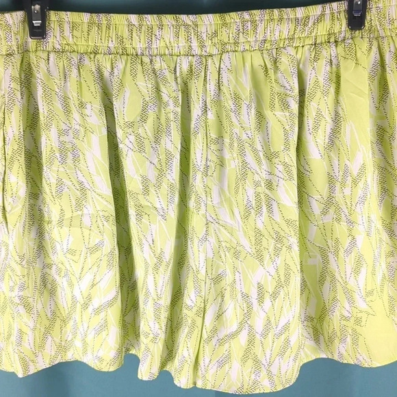 BCBGeneration Shorts‎ - Picture 4 of 7